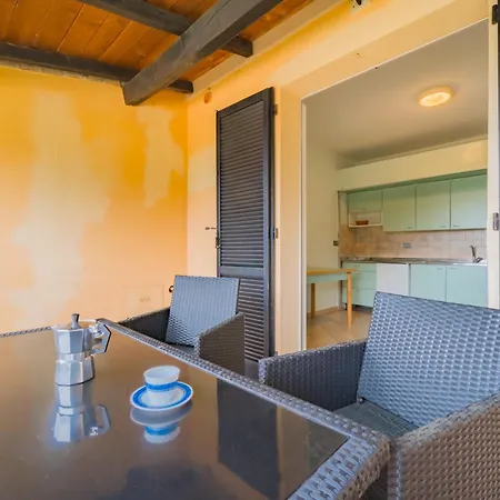 Nisportino Borgo Alloro, Fonte Ed Aida Apartment *