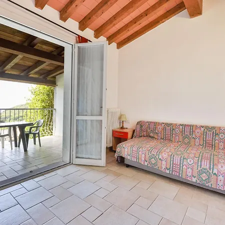 Apartment Nisportino Borgo Alloro, Fonte Ed Aida