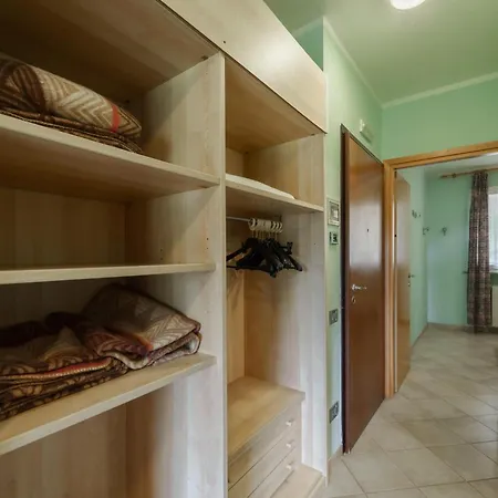 Nisportino Borgo Alloro, Fonte Ed Aida Apartment *