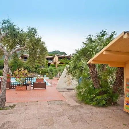 Relais Nisportino Borgo Alloro Fonte Ed Aida - Goelba *