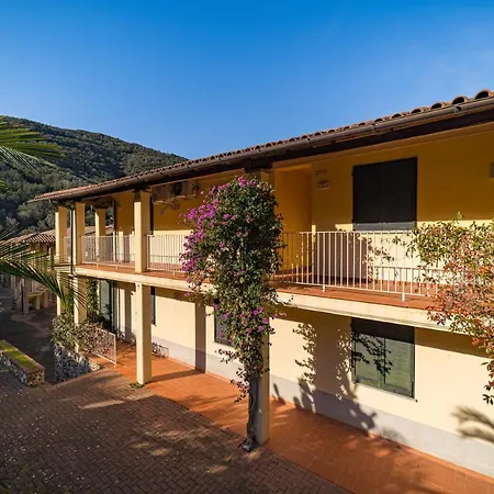 Daire Nisportino Borgo Alloro, Fonte Ed Aida Rio dellʼElba