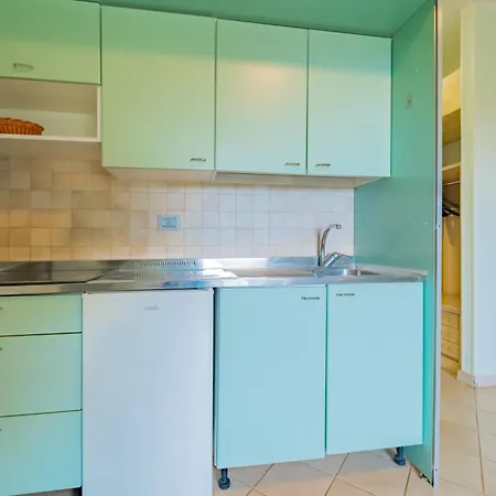 Apartment Relais Nisportino Borgo Alloro Fonte Ed Aida - Goelba
