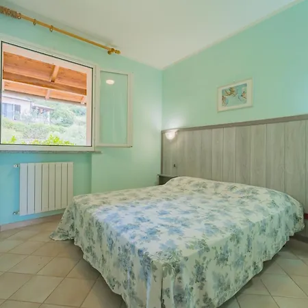 Relais Nisportino Borgo Alloro Fonte Ed Aida - Goelba Apartment
