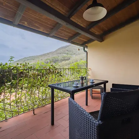 Apartment Relais Nisportino Borgo Alloro Fonte Ed Aida - Goelba *