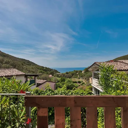 Nisportino Borgo Alloro, Fonte Ed Aida * Rio dellʼElba