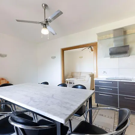 Nisportino Borgo Alloro, Fonte Ed Aida * Rio dellʼElba