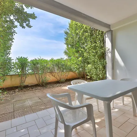 Nisportino Borgo Alloro, Fonte Ed Aida