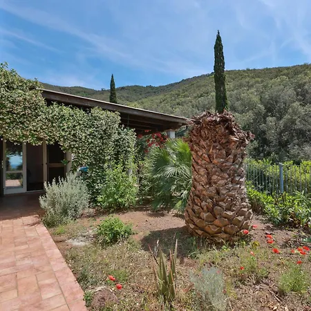 Nisportino Borgo Alloro, Fonte Ed Aida Lejlighed *