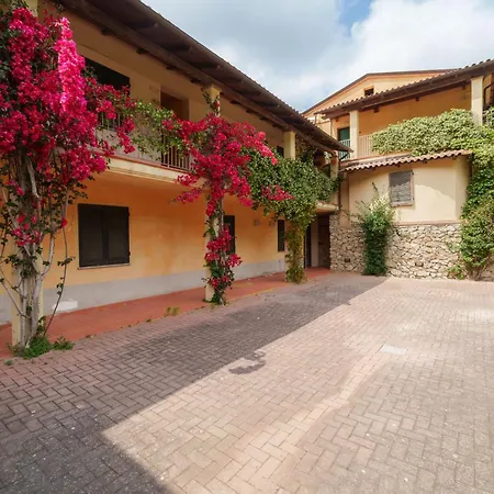 Nisportino Borgo Alloro, Fonte Ed Aida * Rio nell'Elba